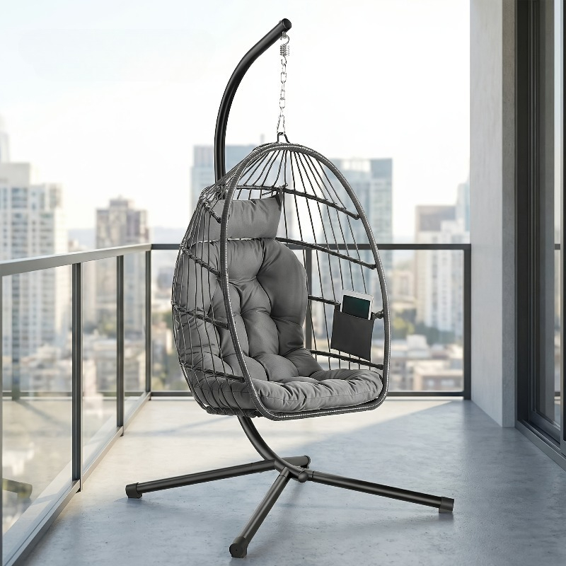 Hanging Egg Chair - Fauteuil suspendu en forme d'œuf avec