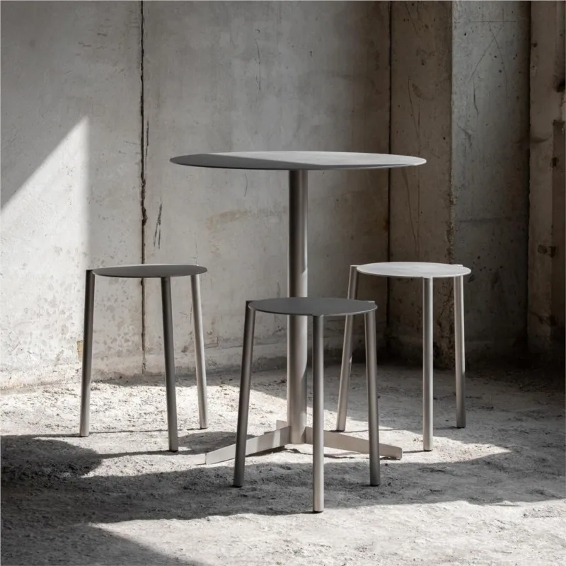 Tabouret de style minimaliste  - Outdoor Furniture Italian avis et prix